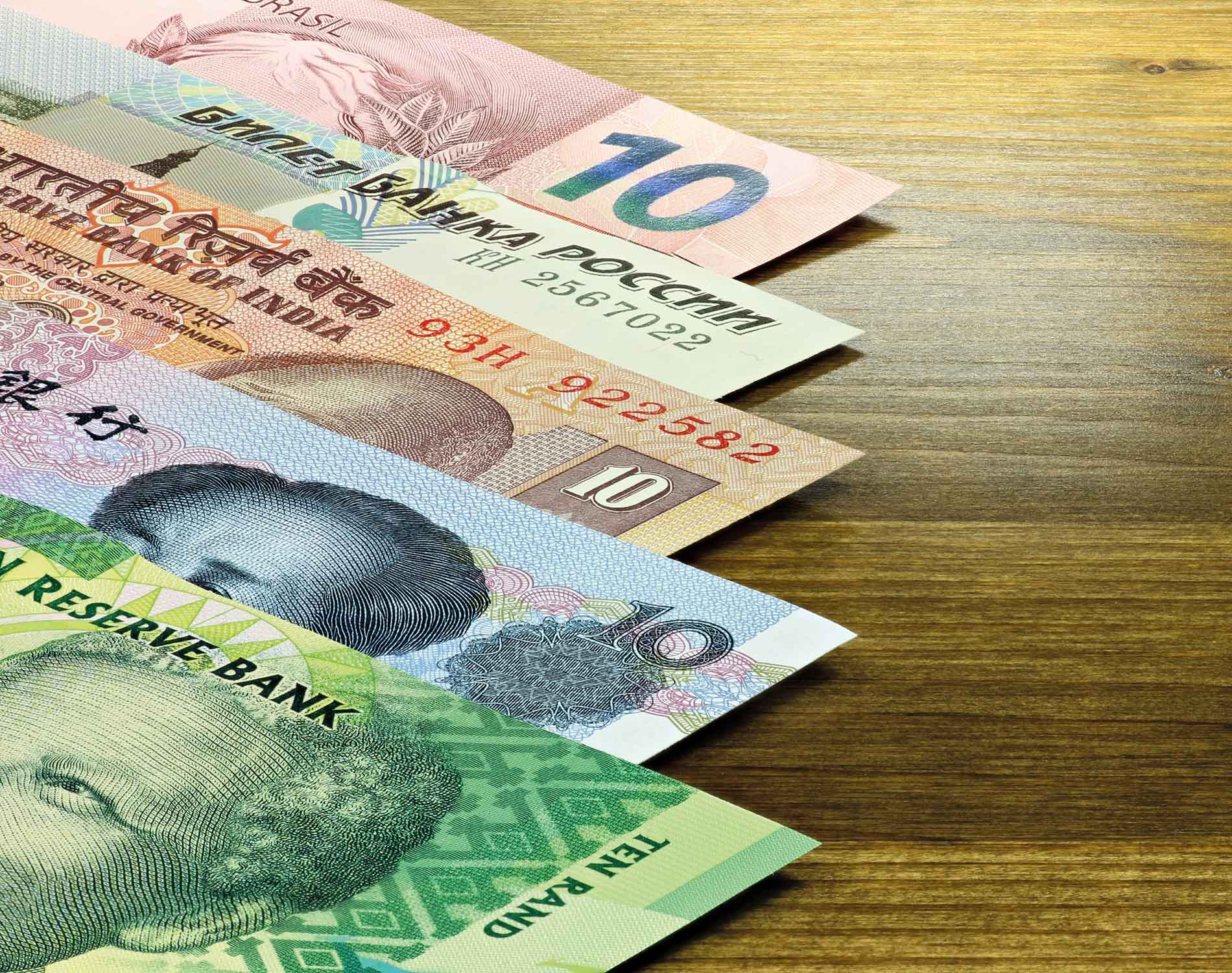 /-/media/images/website/background-images/other/2016_06_brics/currency.ashx?sc_lang=pt-br